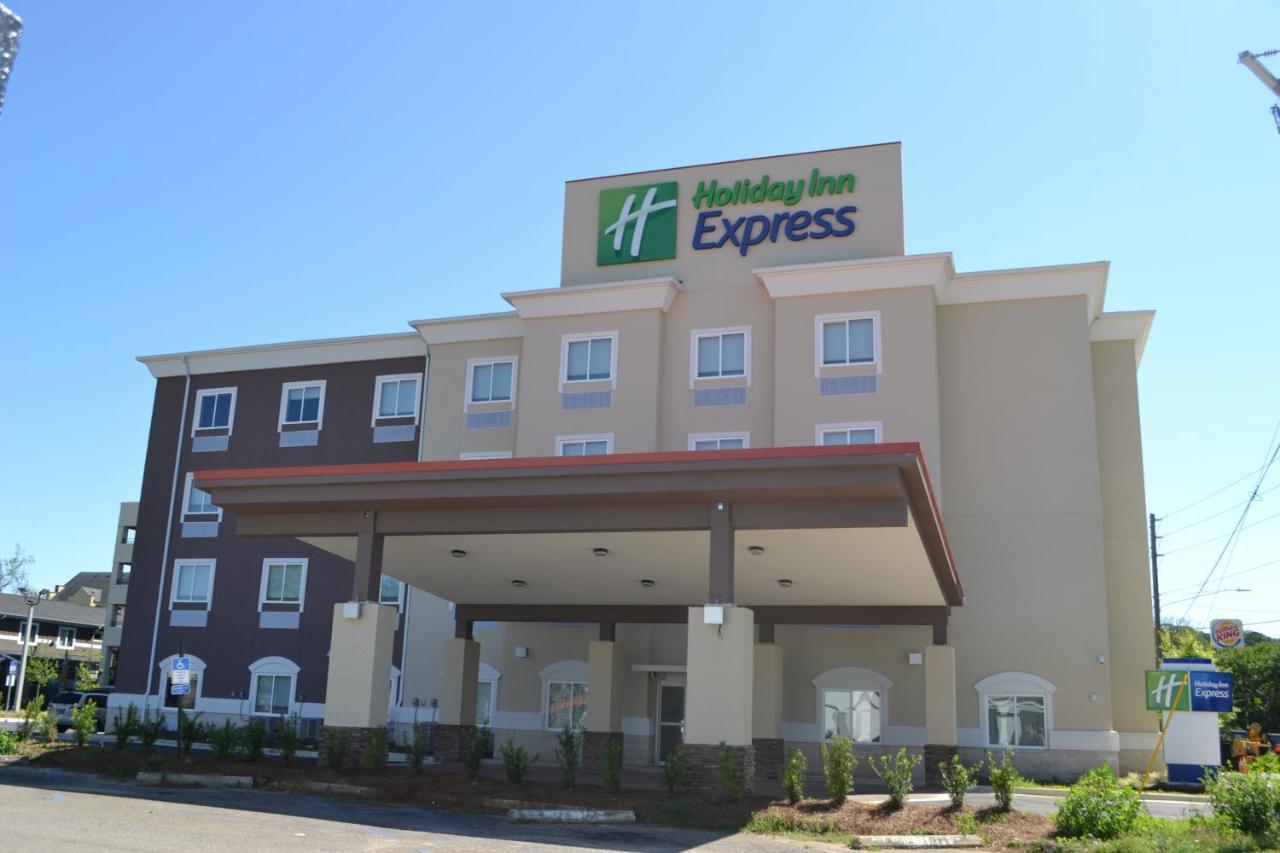 Holiday Inn Express Tallahassee-University Central By Ihg Bagian luar foto