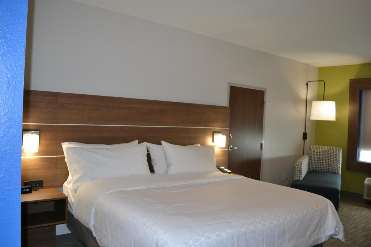 Holiday Inn Express Tallahassee-University Central By Ihg Bagian luar foto
